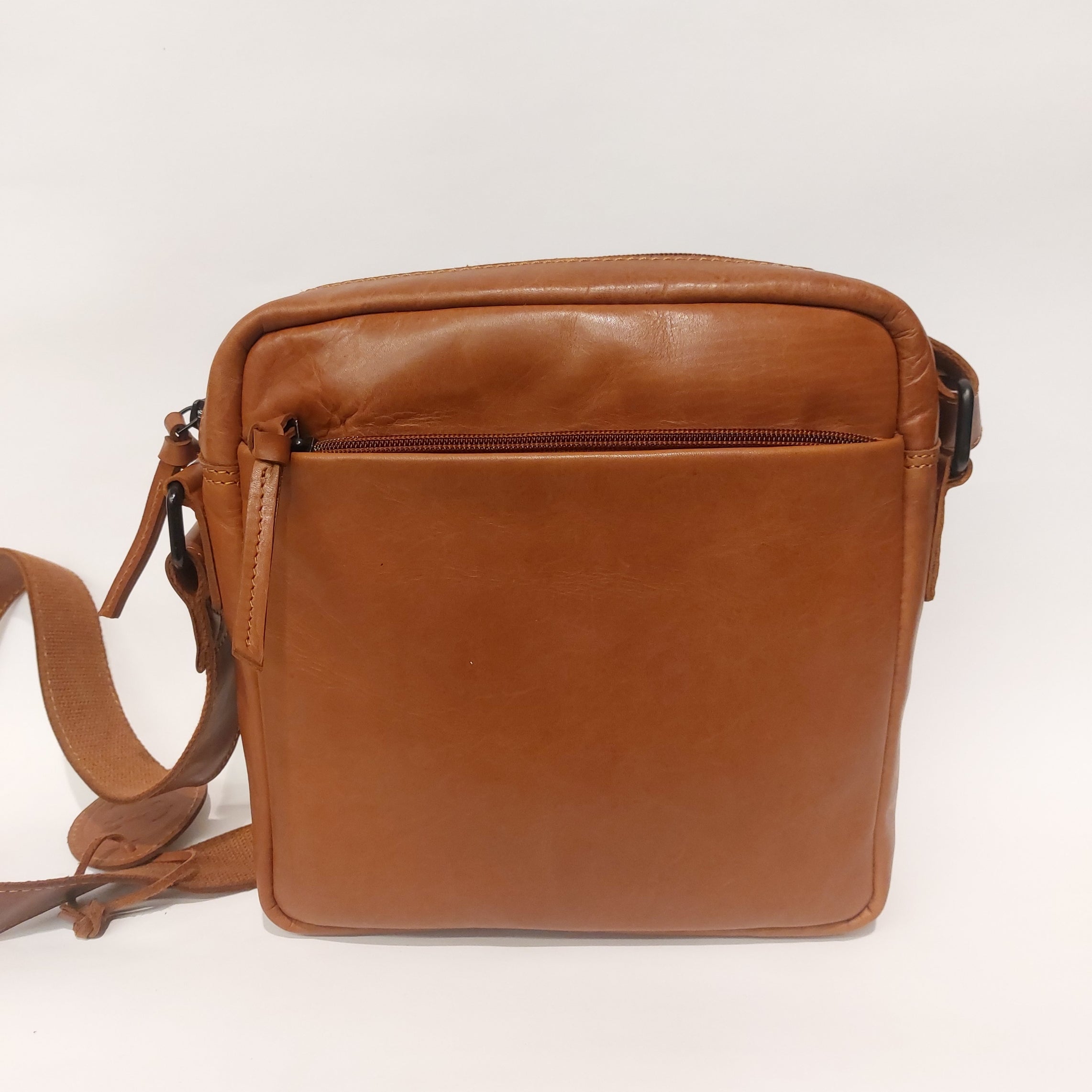 Crossbody Saccoo leder